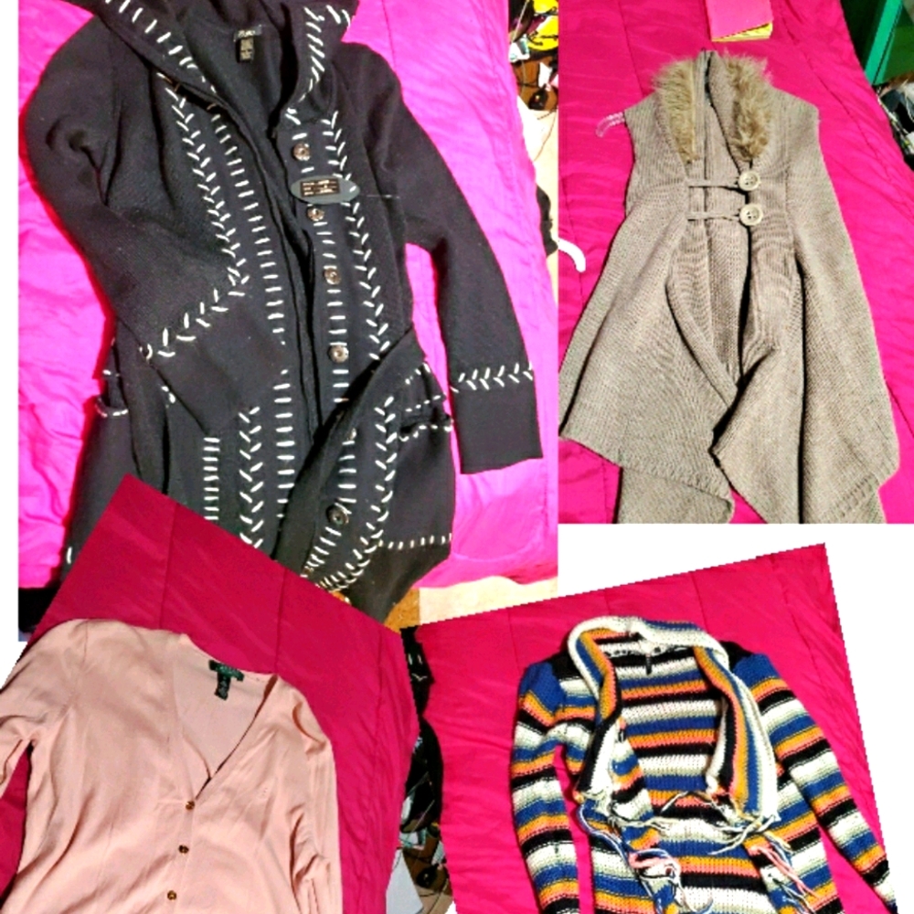 4 sweaters, bundled. Designer brands.